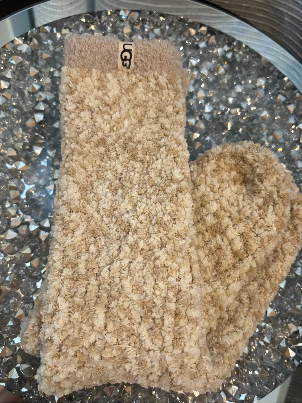 UGG Cozy Fuzzy Crew Lounge Socks Cream One Size Soft Plush Sherpa Comfort